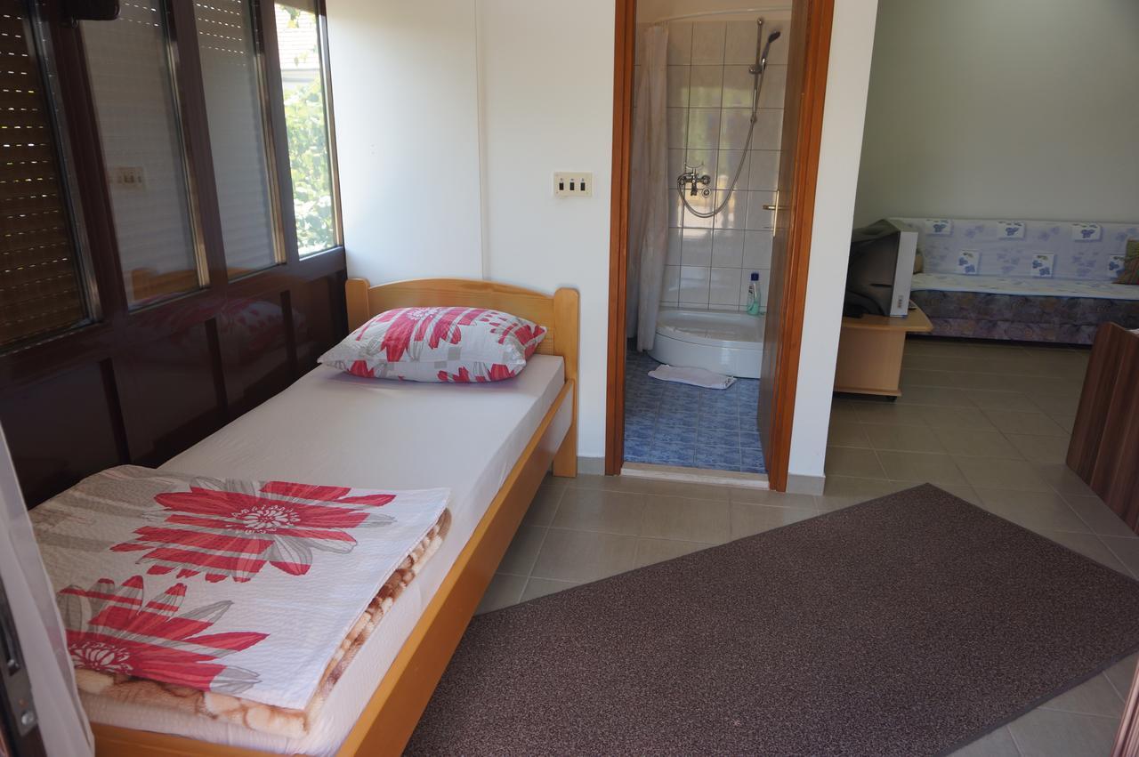 Apartments Bozic Trebinje Exterior photo